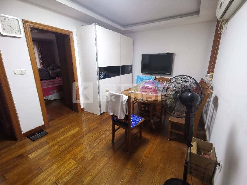 贝港南区 2室1厅1卫