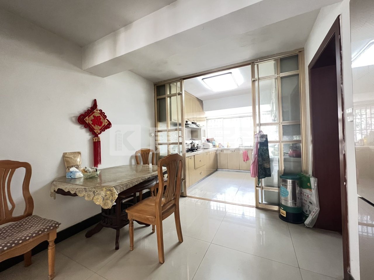 百合苑（八字桥路158弄） 6室3厅5卫