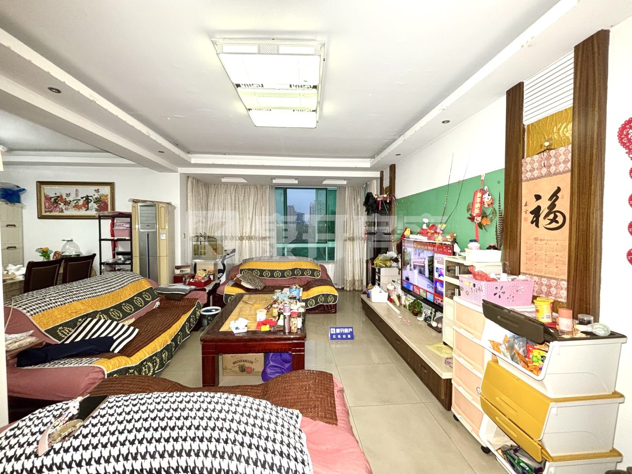 华龙公寓（曙光小区） 4室2厅2卫