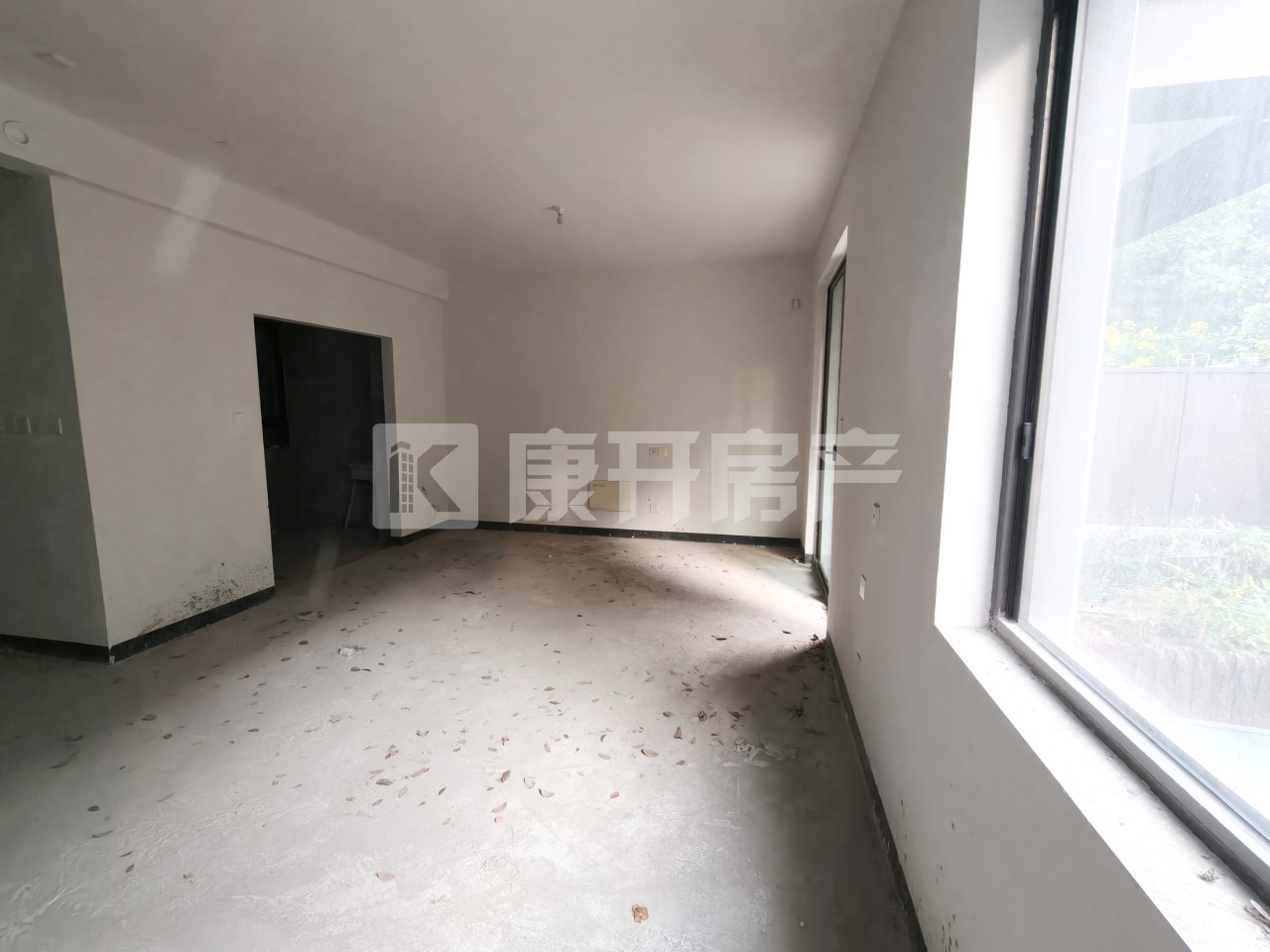 龙湖春江天玺南区 4室2厅3卫