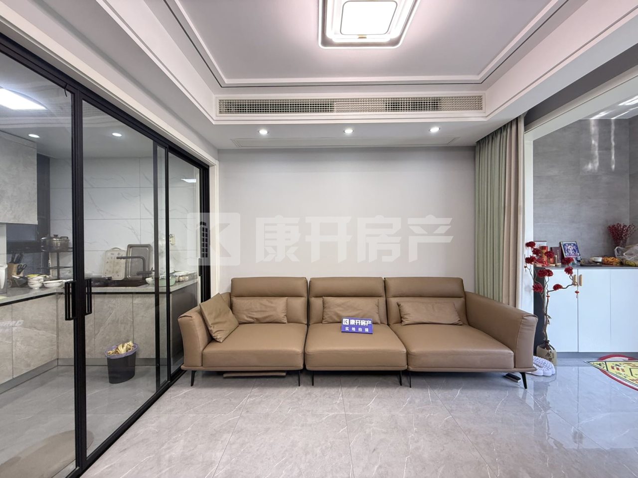 龙湖春江天越 3室2厅2卫
