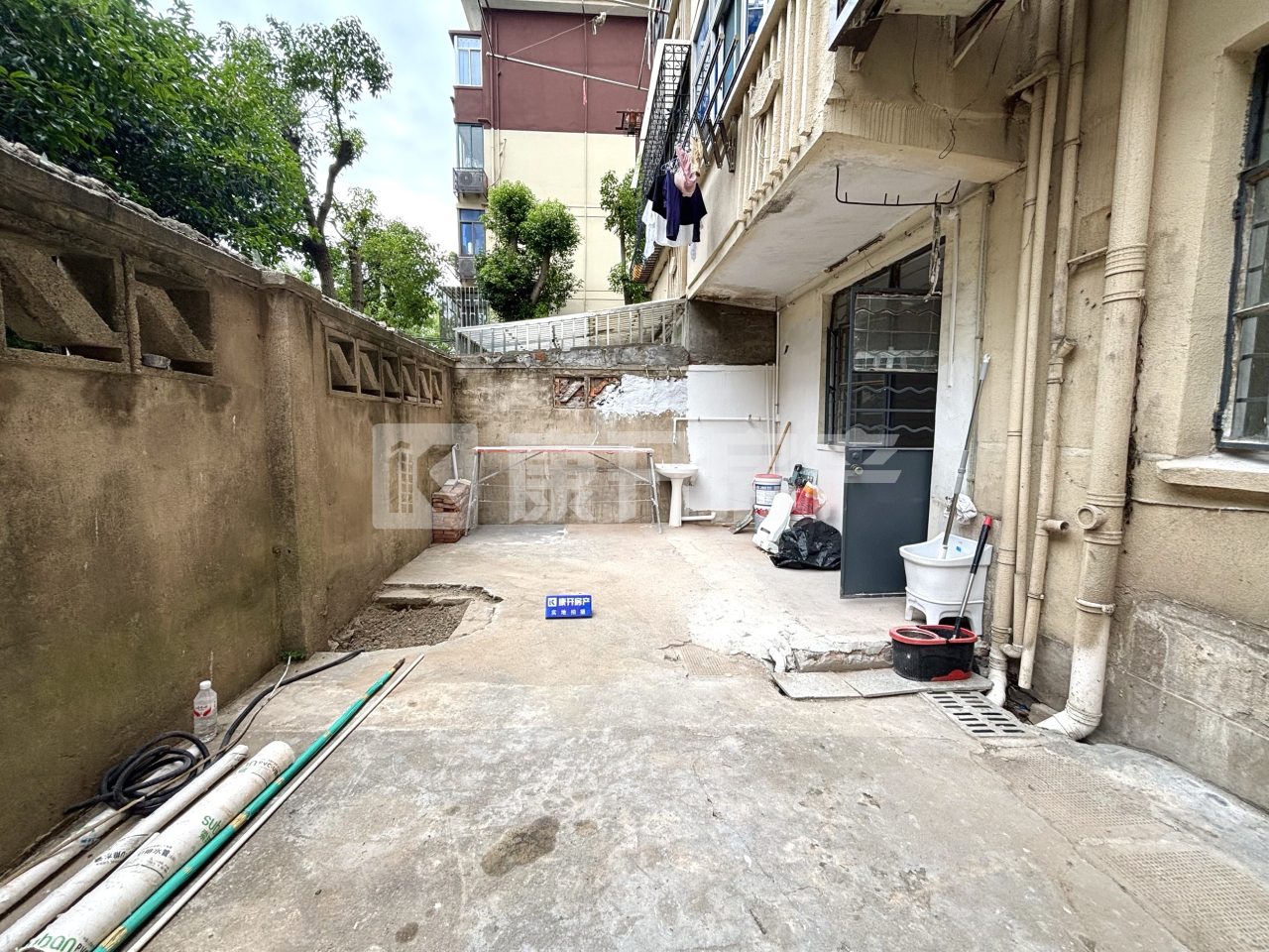 解放新村 2室1厅1卫