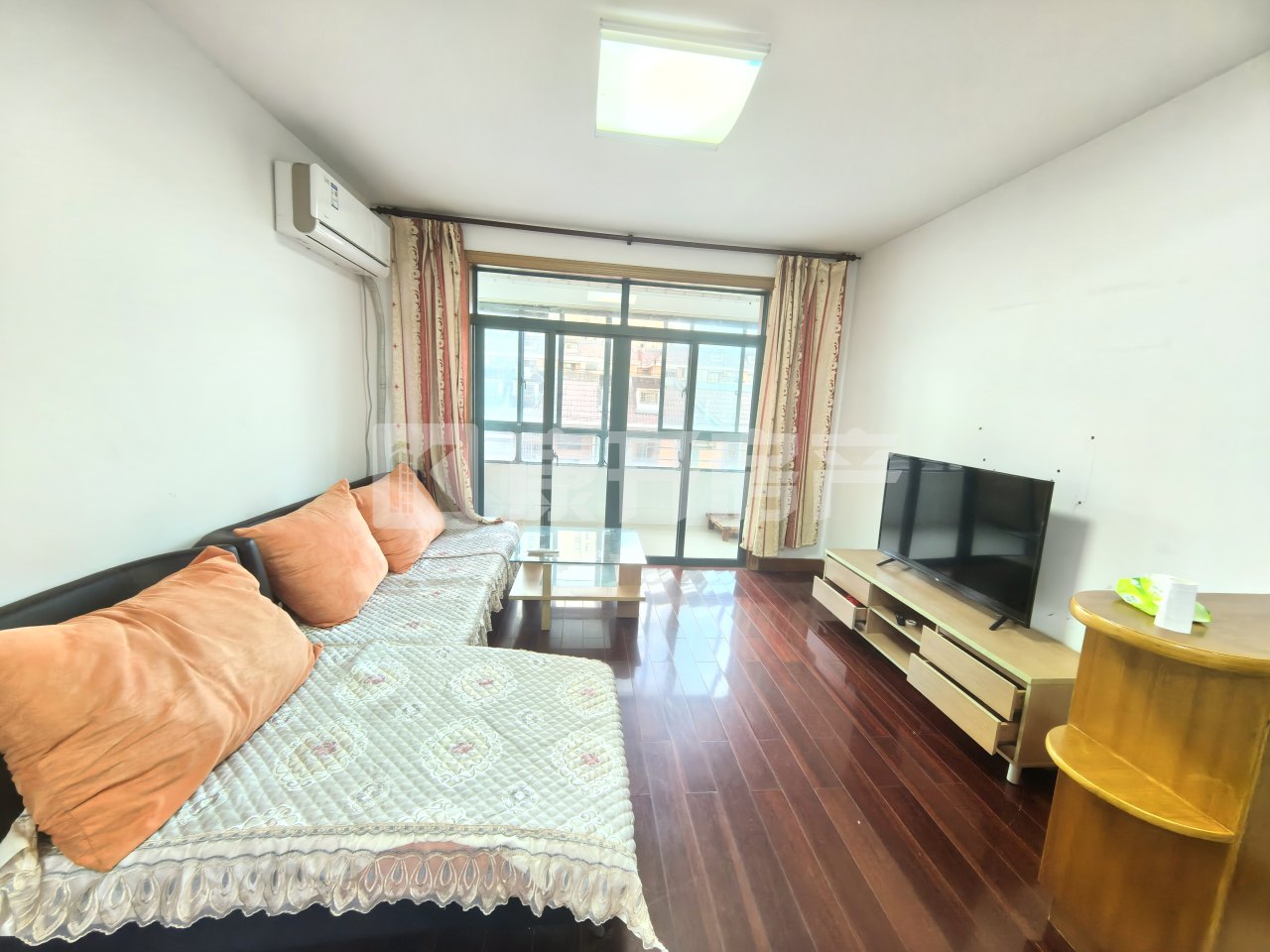 秀枫苑 2室2厅1卫